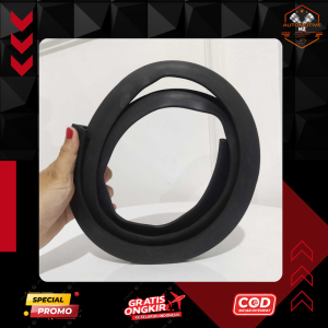 Karet Talang Air Kaca Atas Mobil Daihatsu Taft Rugger