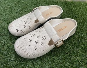 รองเท้าแฟชั่นผู้หญิง รองเท้าผู้หญิงแบบสวม ร้านไทยส่งไว CW-346