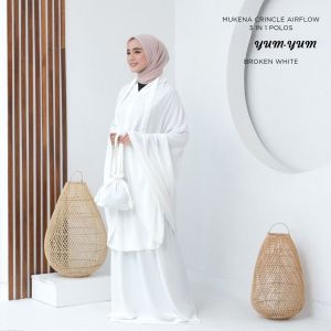 YUMYUM Mukena 3 in 1 Crinckle Atrflow Jumbo Mukenah Lesti Polos Resleting Depan Terbaru