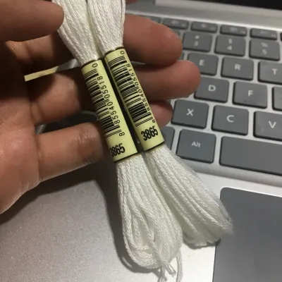 [CHỈ COTTON AIRO] chỉ thêu cotton airo tone trắng kem đen ( vui lòng chọn mã số bạn cần hình ảnh chỉ mang tính chất cho các bạn so sánh độ chênh lệch tone - phần phân loại có ghi rõ mã số từng tép )