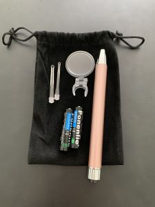 LED LIGHTED EAR WAX REMOVER - SAFE / EASY TO USE / SUITABLE FOR KIDS