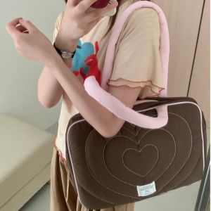 NEXTYOO Thêu hình trái tim Túi đeo vai đựng laptop Bảo vệ có đệm Được may chần bông Túi đựng laptop Thời trang 11 13 14 15 15.6 16 inch Túi đựng máy tính xách tay