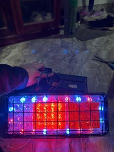 1 đôi đèn hậu bọc sắt led 24v cao cấp