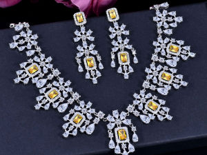 SEQUITO Luxury AAA + CZ Waterdrop Dài Tassel Choker Necklace Bông Tai Pave Thiết Lập Trắng Mạ Vàng Prom Đảng Phụ Nữ Tuyên Bố Thời Trang Jewelry Set SJ-053