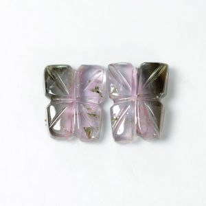 1.95 ct พลอยแท้ ทัวร์มาลีน แกะสลัก สีเขียว ชมพู 1 คู่ (Watermelon Tourmaline)