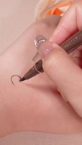 JUDYDOLL Ultra-Fine Liquid Eyeliner-Precision Tip for Wing Line Smudge-Proof Quick-Drying Waterproof Easy to Get Inner Corner Lined Hooded Eyes-Friendly ( # 01 Black)
