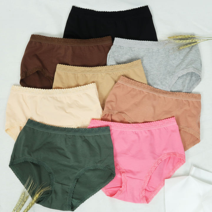 Bir yigit ikki semiz sluts qin yalaydi