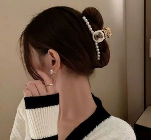Caribbean sunshine กิ๊บหนีบผม กิ๊บติดผมไข่มุก แฟชั่นเกาหลี สีโกลด์ Elegant Korean fashion clip pearl metal hairpin hair clip for women