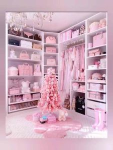 Bear Rug & Fluffy Faux Fur Rugs: Perfect Additions to Your Living Room & Children's Bedroom