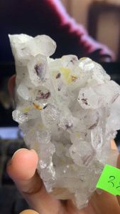 Đá thạch anh màu vàng nhũ tím hốc trứng tự nhien Citrine mã 385