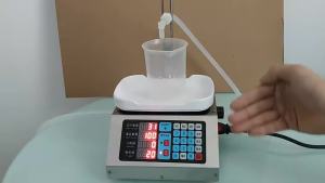 btnx Weighing type automatic quantitative liquid filling machine AC100-220V 30W Filling 3.5L / min K7M2P
