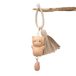 WILLUCK Được làm thủ công Móc khóa mèo gỗ Chi tiết tua rua Khắc tay dây chuyền mèo bắt tiền Mượt mà dây chuyền túi xách Trang trí ba lô
