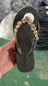 [Free Shipping] Thick-Soled Flip-Flops With Sparkling Rhinestones Fashionable Height-Increasing Wedge Heels For Women Summer 2026 New Anti-Slip Beach Sandals