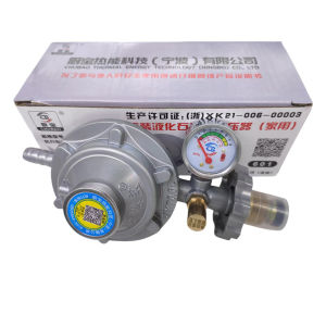 หัวปรับแก๊สแรงดันต่ำ ระบบเซฟตี้ รุ่น DN23 พร้อมสายแก๊ส 2 เมตร เข็มขัดรัดสาย 2 อัน มีเกจวัดแรงดัน