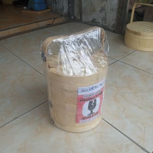 keranjang toples kue 250 gram dari bambu anyaman mata itik