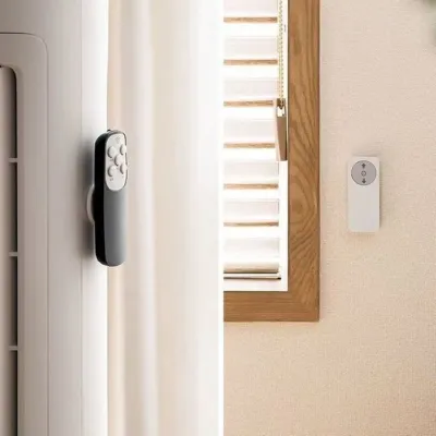 [SG STOCK]Uni Magnetic Remote Control Holder TV Air Cond Remote Control Wall Storage No Drilling & Nail Space-saving