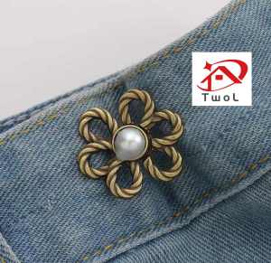 TWOL SHOP 1pc Cute Metal Brooch Pin Buckle Flower Waist Pin Jeans Adjustment Nail-free Detachable Buttons