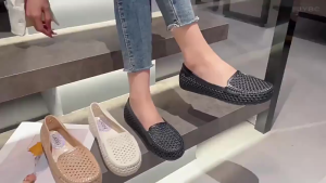 🍋 READY STOCK🍋(889)New Slip On Shoe Women Beige Black Shoes Kasut Kerja Hitam Sarung Kasut Perempuan Wanita