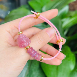 vòng tay nữ hồ ly đá thạch anh hồng tự nhiên mix đồng điếu thạch anh hồng vip vòng tay đá phong thuỷ hợp mệnh thổ mệnh hoả trang sức thiết kế đủi hoá đơn thẻ bảo hành