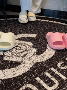 [Free Shipping] New Thick-Soled Slippers Lightweight And Comfortable For Summer Suitable For Indoor Use Home Bathroom And Showering Non-Slip Design Available For Men And Women