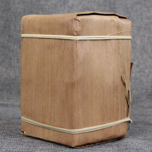 1kg 2007 Aged Menghai Jujube‑Aroma Ripe Pu‑er Brick Tea Bamboo‑Shell Wrapped Fermented Tea
