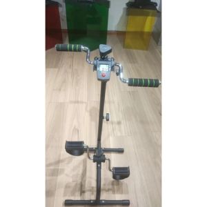 จักรยานออกกำลังกายแบบพับจักรยานกายภาพบำบัด เครื่องออกกำลังกายที่บ้านสำหรับผู้สูงอายุและคนขี้เกียจ