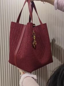 CH Womens Shoulder Bag Simple Solid Color Gold Letter Printed Design Womens Large Capacity Daily Commuter Bag Womens Handbag