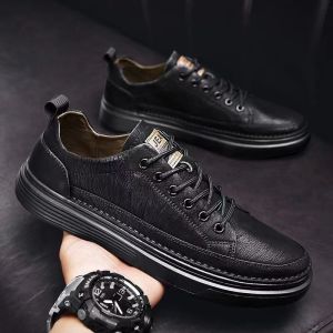 Autumn mens shoes new breathable waterproof non-slip shoes mens Korean version of versatile black leather shoes casual board shoes trendy shoes