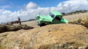 Xe điều khiển từ xa RC 1:10 4WD xe leo địa hình crawler sóng 2.4G xe offroad bánh lớn