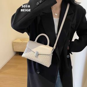 BARUU!!! (J) Tas Kulit Selempang Import Wanita W3018 Tas Import Wanita Kulit Kekinian Tas Selempang Wanita Kulit