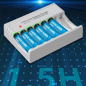 แท่นชาร์จแบตเตอรี่4อันอิสระสำหรับแบตเตอรี่ลิเทียมแบบชาร์จได้ AA 3A ที่มีการป้องกันการลัดวงจรตัวชี้วัด LED