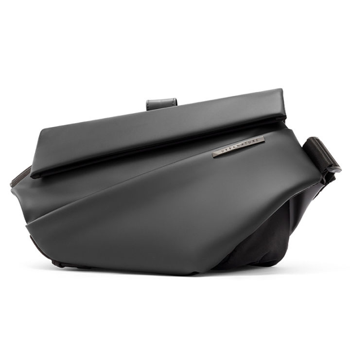 NIID%20R1%20Radiant%20Urban%20Sling%20Black%20Label,%20-%20Image%203