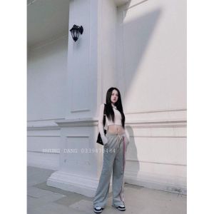 Áo Crotop Chất ZIP Dài Tay Cổ Tròn Trẻ Trung 2 Màu Đen Trắng
