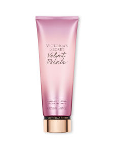 การันตี ของแท้ 100%!!! ...รุ่นใหม่ ล่าสุด ไฉไลกว่าเดิม!! …"โลชั่นน้ำหอม"  VICTORIAS SECRET Fragrance Lotion กลิ่น Velvet Petals  ขนาด 236ml