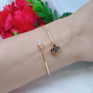 Gelang Tangan Fleksibel Perhiasan Aksesoris Lapis Emas Tidak Mudah Luntur R1-7A