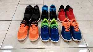 Sepatu Lining Badminton & Olahraga Terlaris