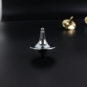 YIYU STUDIO Sáng tạo Buồn cười Không kháng cự Quà tặng Chính xác tuyệt vời Mini Con quay hồi chuyển Con quay hồi chuyển Quay đầu Đồ chơi