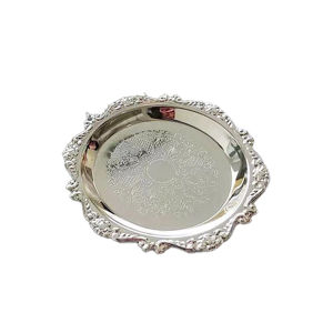 ส่งจากกทม！ขนาด4นิ้ว/10CM ที่วางแก้ว จานเทียน จานโลหะ ลายดอกไม้ สไตล์ยุโรป สำหรับวางสลัด ขนม 2สีให้เลือก อเนกประสงค์