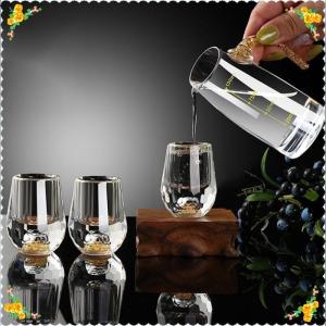 💖【Special price】💝CHUN แก้วคริสตัลหรูหราแก้ววอดก้าแก้วบาร์เหล้า shochu ถ้วยชาฟอยล์สีทองสองชั้นของขวัญชั้นสูงเหล้าแข็ง