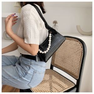 Hot Summer ฝรั่งเศสชั้นสูงฮิตสุดๆกระเป๋าผู้หญิง 2023 ใหม่ ฤดูร้อน ฝรั่งเศส ชั้นสูง ฮิตสุดๆ กระเป๋าผู้หญิง 2020ใหม่ ฤดูร้อน กระเป๋าแฟชั่น ไข่มุ