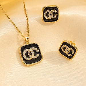 Fashion necklace pendant - Luxury and exclusive small-scale collar chain accessory 轻奢个性时尚铜镶锆滴油几何项链女百搭气质不掉色气质锁骨链饰品
