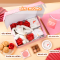 Hộp quà trang điểm cho bạn gái kèm túi quà, gấu bông, hoa sáp và đèn Menow Bunny Box. 