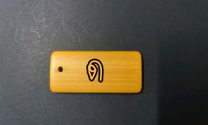 พวงกุญแจไม้ไผ่สลักชื่อ "ด"