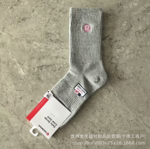 original lululemon Lulu Mens Embroidered Mid-Calf Socks Classic Black White Gray Solid Color Cotton Socks Sports Trendy Socks
