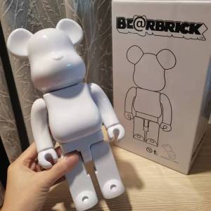 bearbrick400% Violent Bear Decoration Living Room Empty Mountain Base Bearbrick Art Fashion Play Doll Birthday Gift 28cm