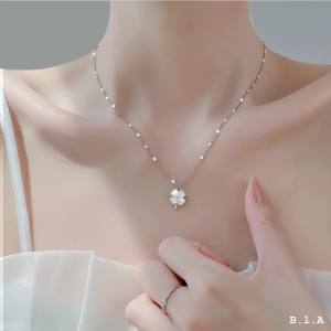 Dây chuyền nữ mặt cỏ 4 lá chất liệu bằng bạc xi bạch kim MS0195
