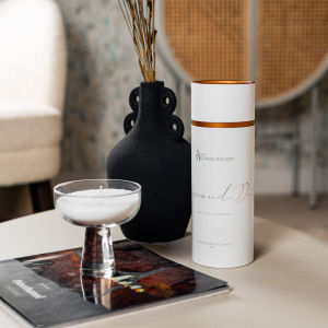 The Candledust DIAMOND DUST 650g Tube + 17 wicks scented powder candles burning time ~140h ( create 7-8 candles) Vegan fully recyclable certified fragrance oils burns cleanly without soot or smoke