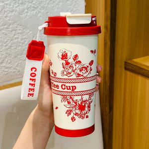 แก้วกาแฟสแตนเลสกันรั่ว 2 ชั้น ดีไซน์ลูกบาศก์ ขนาด 530 มล. พร้อมหลอดสีสันสดใส