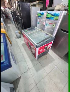 Tủ đông mặt kính trong suốt wall chạy tốt thanh lý