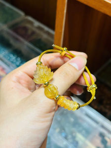 vòng tay nữ hồ ly chúa thạch anh tóc vàng tự nhiên mix đồng điếu và charm túi tiền thạch anh tóc vàng vòng tay đá phong thuỷ hợp mệnh thổ mệnh kim trang sức thiết kế đủ hoá đơn thẻ bảo hành
